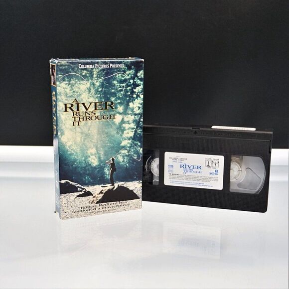 A River Runs Through It VHS Tape Robert Redford 1992 Columbia Pictures - Picture 2 of 4